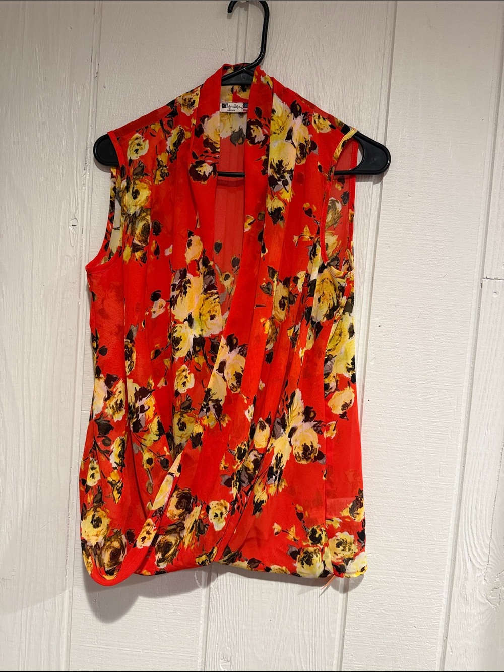 Kut from the Kloth Red Floral Sleeveless Drape Front Blouse